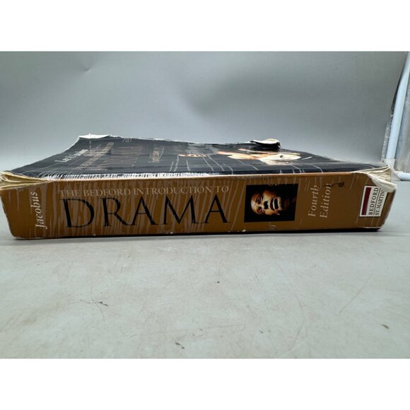 Bedford Introduction to Drama book paperback 2001 english Bedford 1841pgs READ - Picture 2 of 4